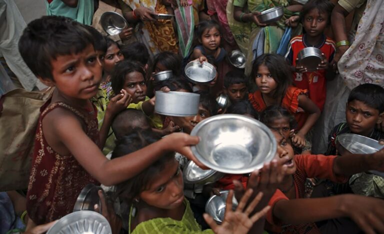 Begging-children-india