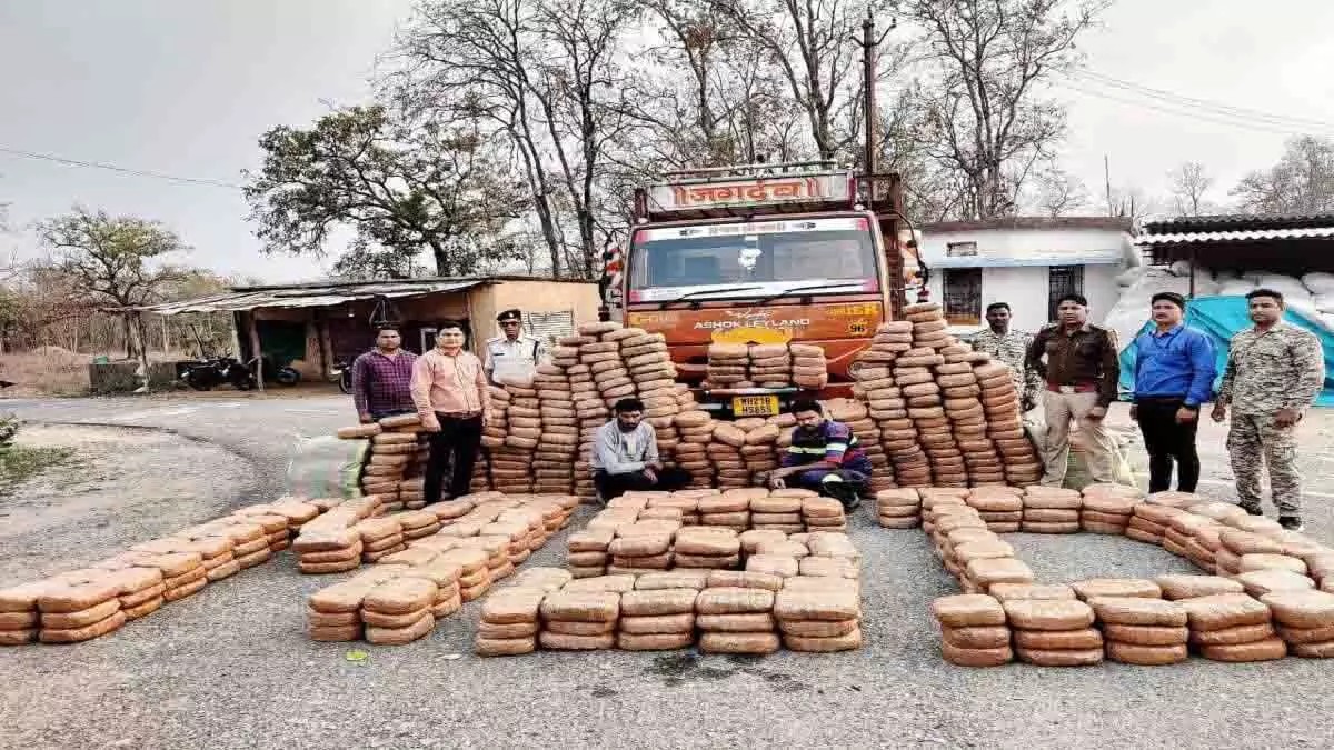 छत्तीसगढ़ में पहली बार इतनी बड़ी मात्रा में महासमुंद में करोड़ों के गांजा जप्त