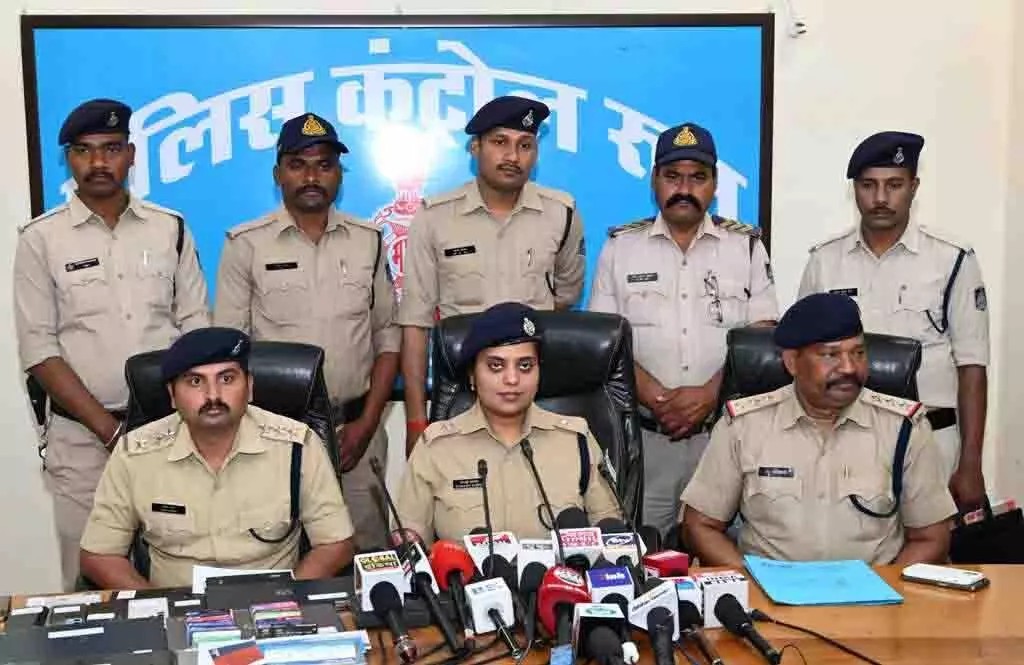 छत्तीसगढ़ के 6 सटोरिए के साथ अंतर्राज्यीय सट्टेबाजों की गिरोह कों पुलिस नें किया गिरप्तार